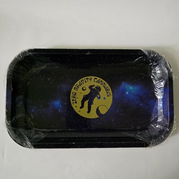 Zero Gravity Cannabis Rolling Tray With Spaceman Design - Picture 10 of 10